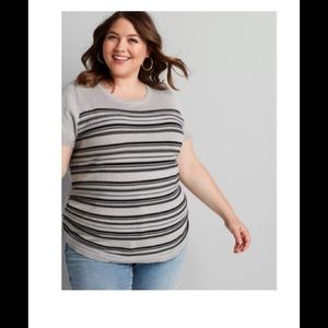 Striped short sleeves sweater